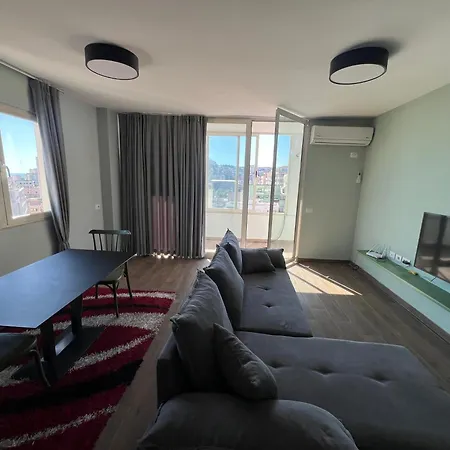 Cozy Piazza Place Iv דירה